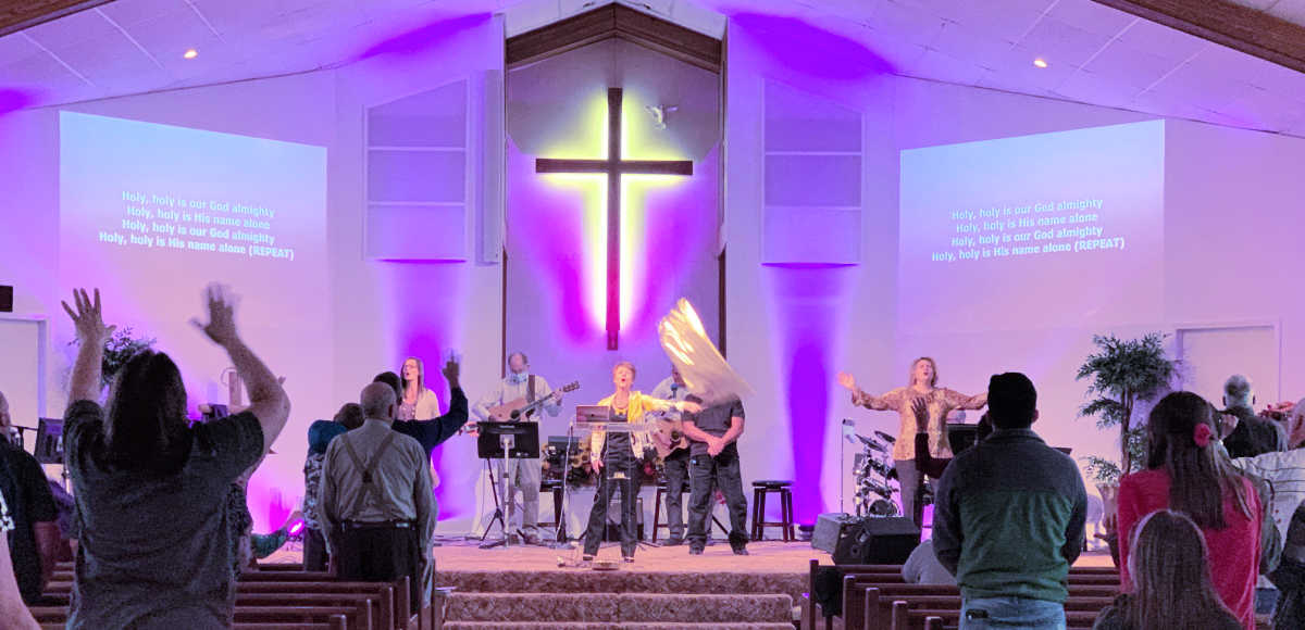 Worship Serve at County Line Church Ohio